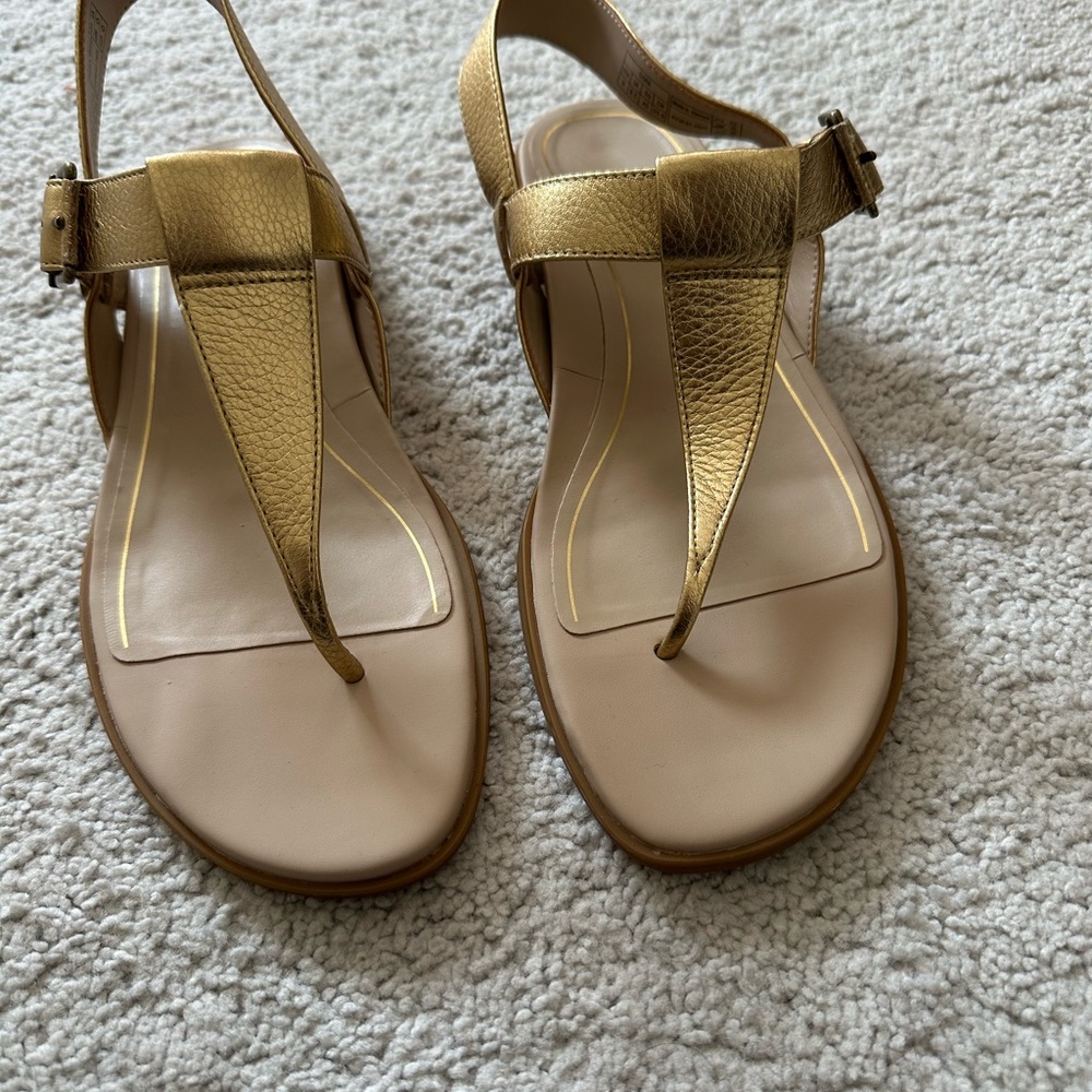 Vionic Metallic Gold T-Strap Sandals